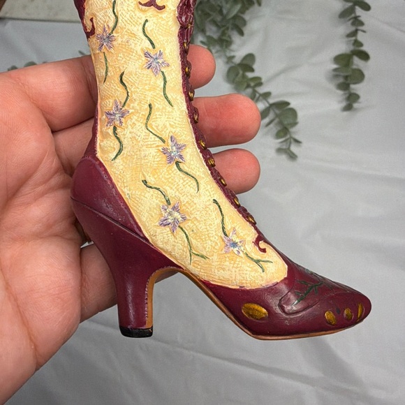 Vintage Collectible Set of decor mini shoes - Picture 6 of 16